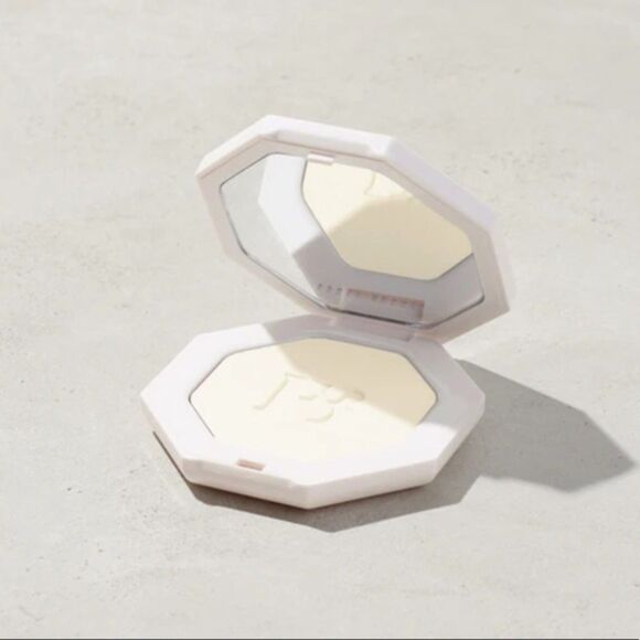 Fenty Beauty - Killawatt - Freestyle Highlighter - Metal Moon - Brand New! - Picture 3 of 9